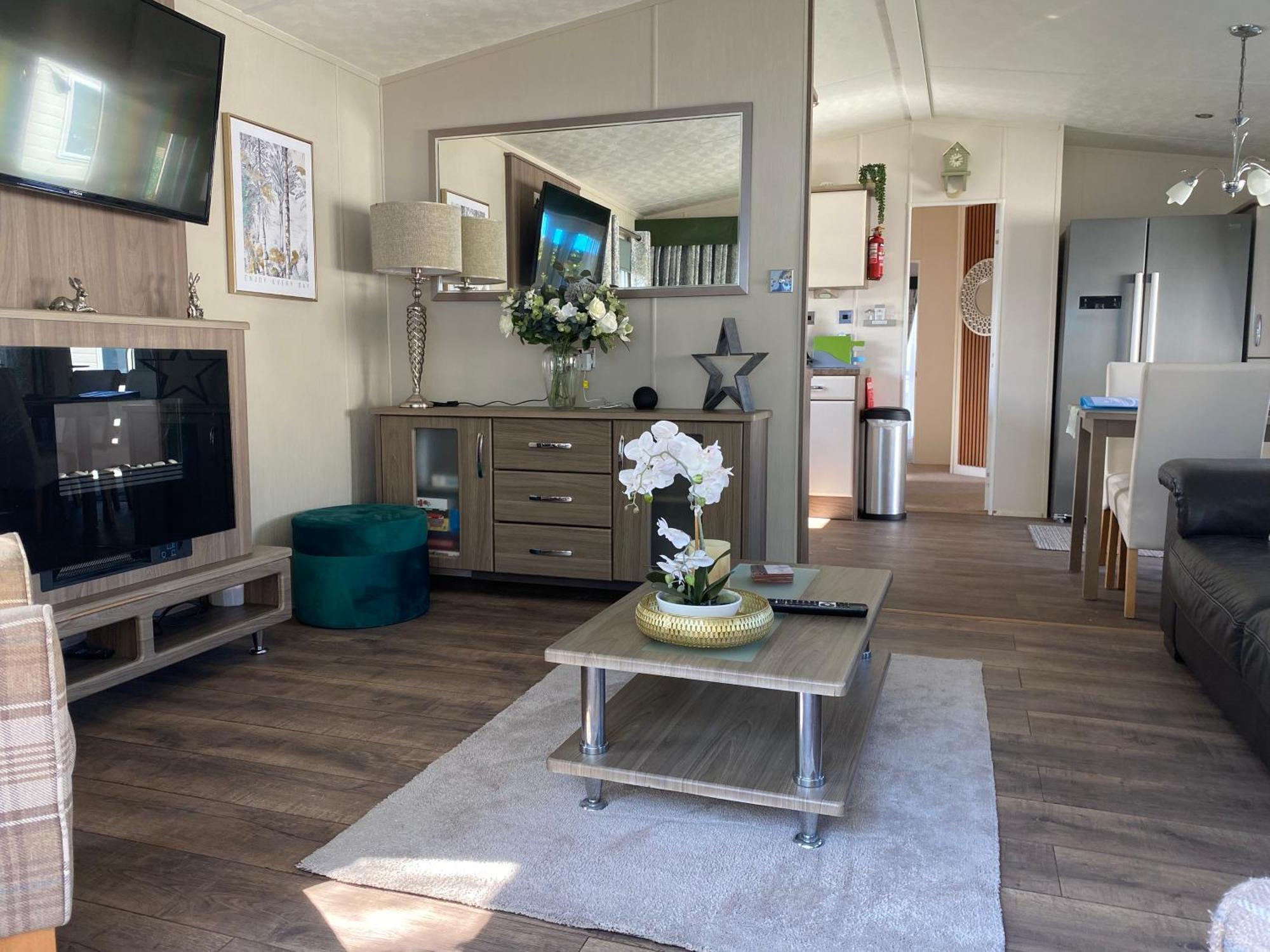 Chalet Longstone